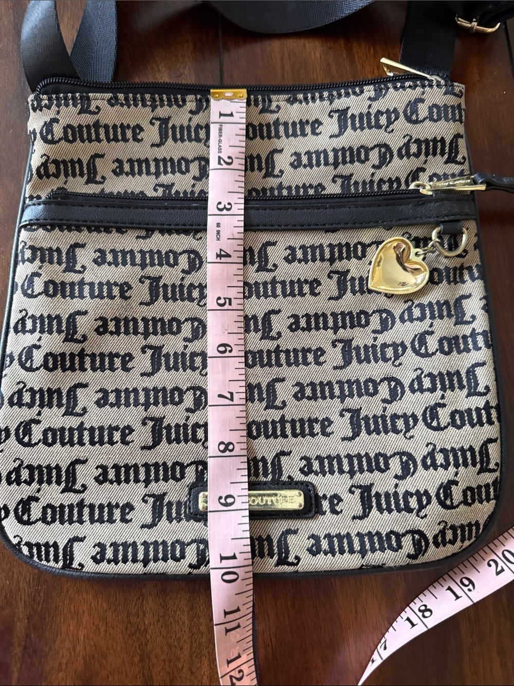 Juicy Couture Black & Cream Logo Crossbody Pouch - Picture 7 of 10